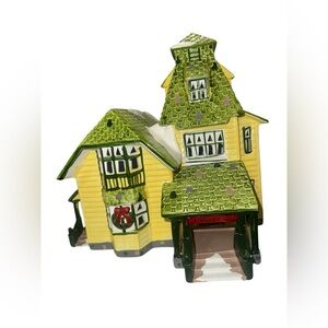 Rare and Retired Dept. 56 Snow Village Resort House